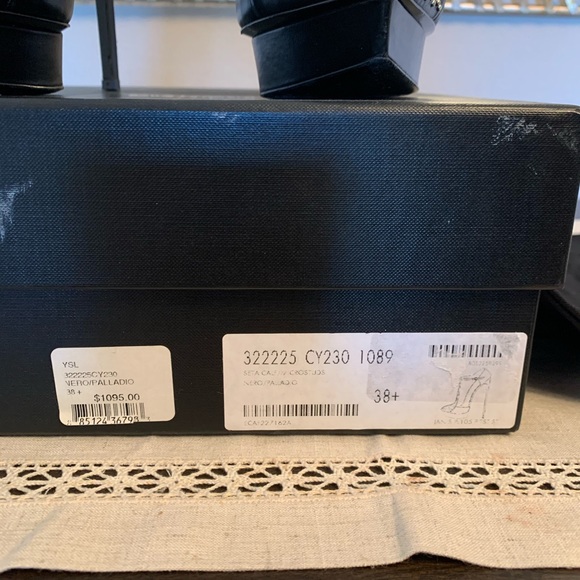 YSL Studded Janis Mary Jane Heel. Black. Size 38. - Picture 10 of 15